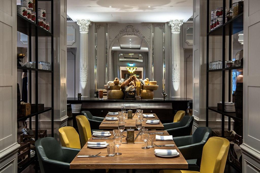 Galleria immagine di St. Pancras London, Autograph Collection