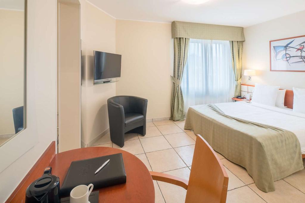 Best Western Plus Grand Hotel Victor Hugo