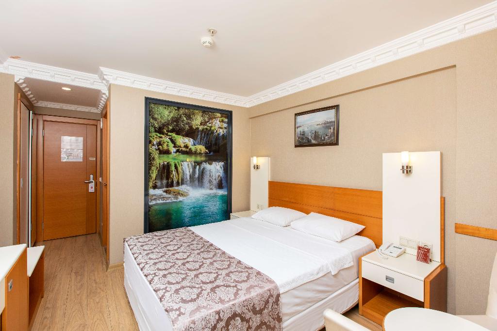 Baron Hotel & Spa