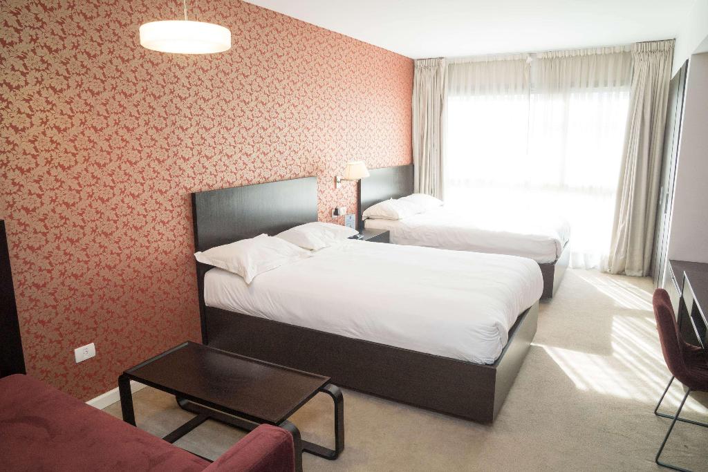 Howard Johnson Abasto Hotel