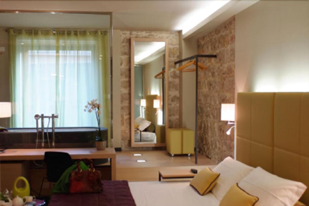El Homs Palace
