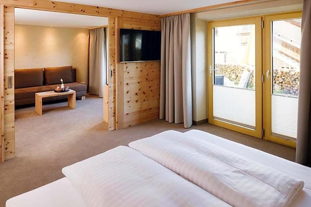 Hotel Tirol