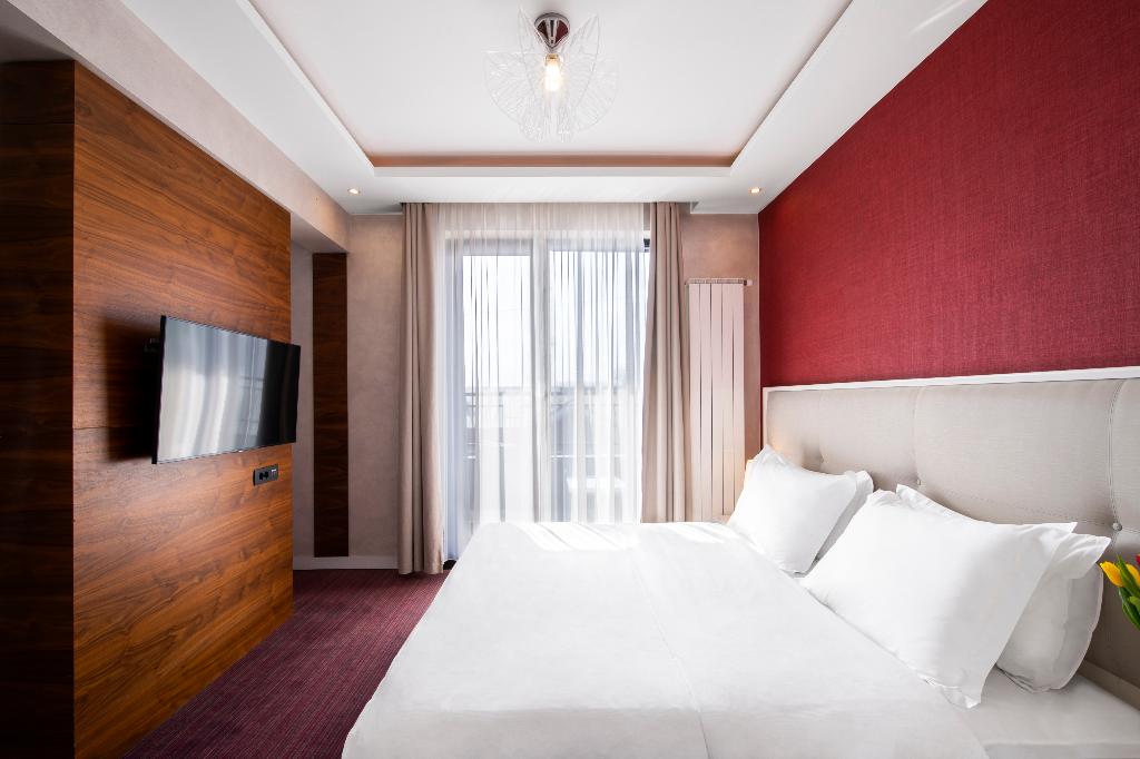 Crystal Hotel