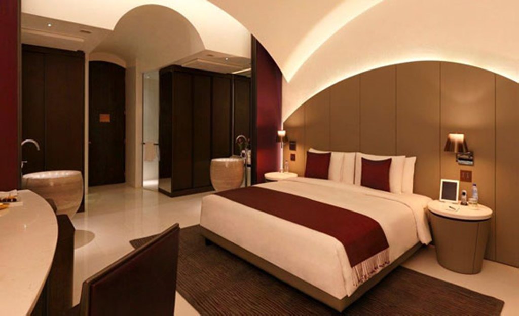 The Roseate New Delhi