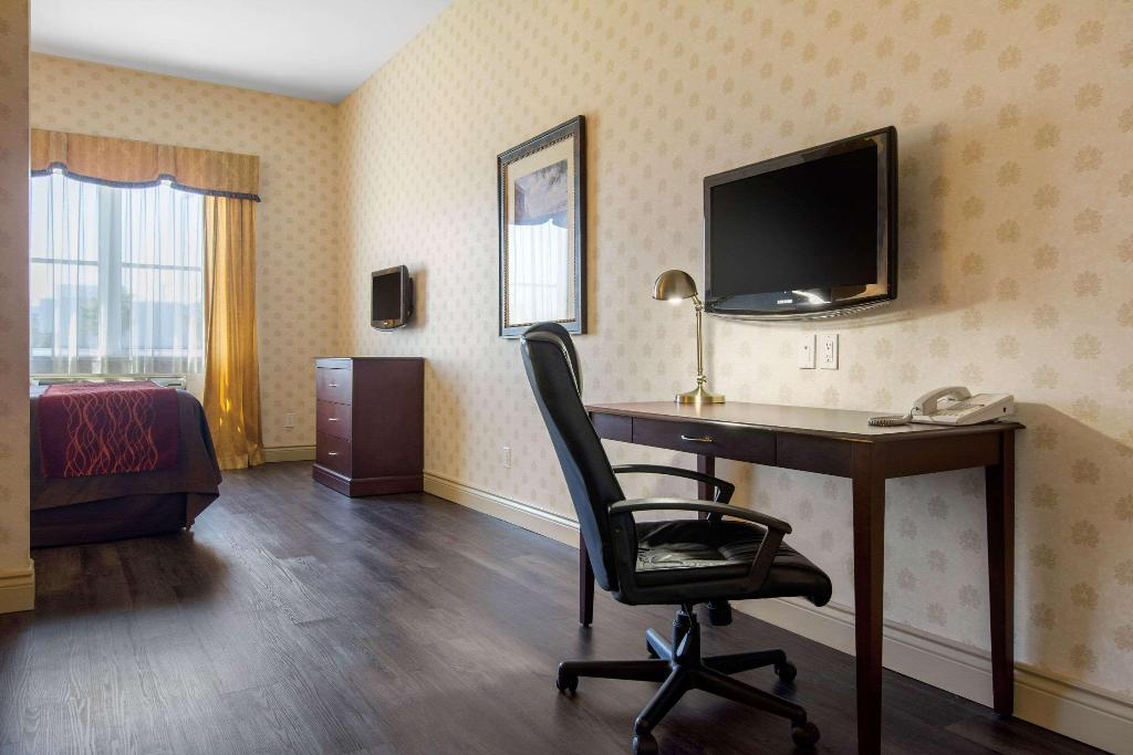 Comfort Inn & Suites Levis