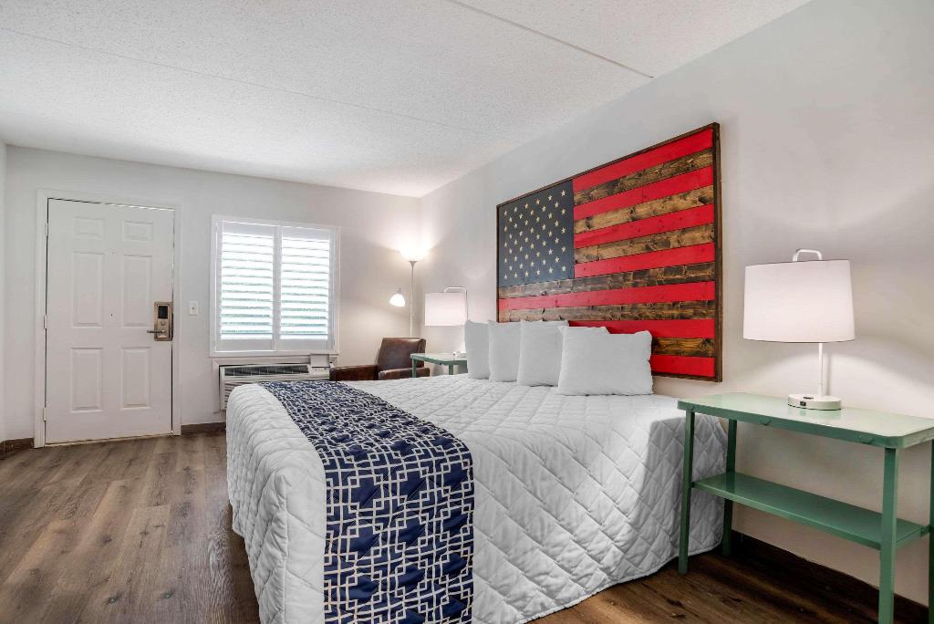 Super 8 By Wyndham Daleville/Fort Novosel