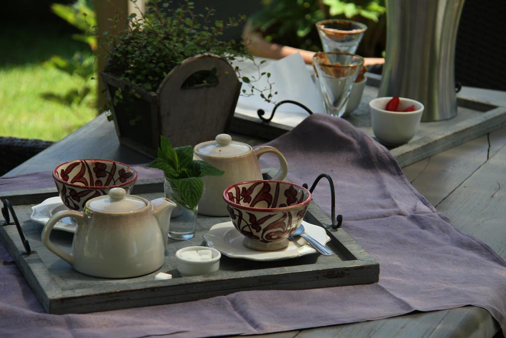 Hotel Hôtel De La Chapelle, Frankreich, Milon-la-Chapelle. Großes 2