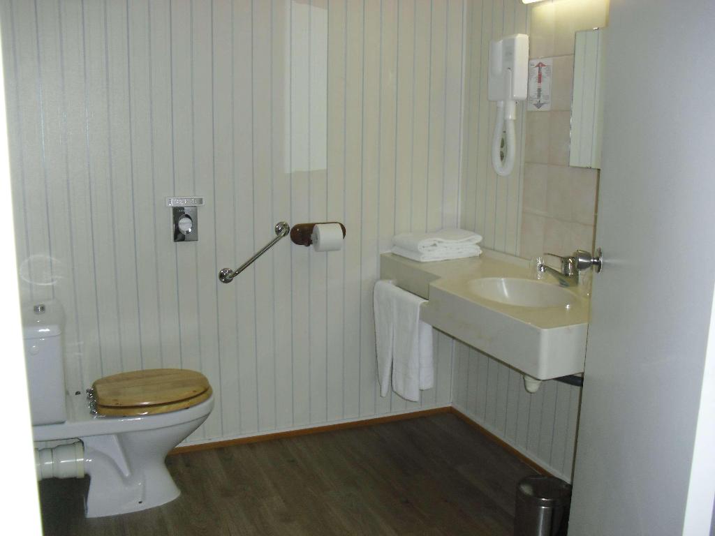 Brit Hotel Dak'Hotel