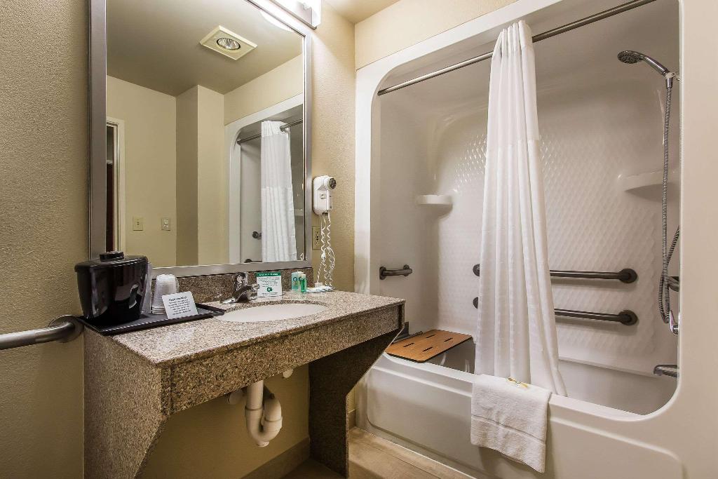 Quality Suites New Iberia