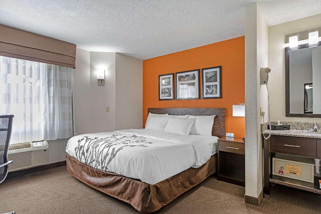 Sleep Inn DeWitt