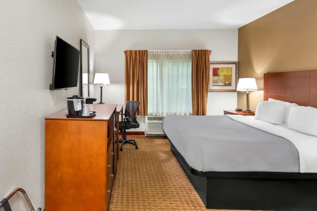 Quality Inn Near Interstate I94