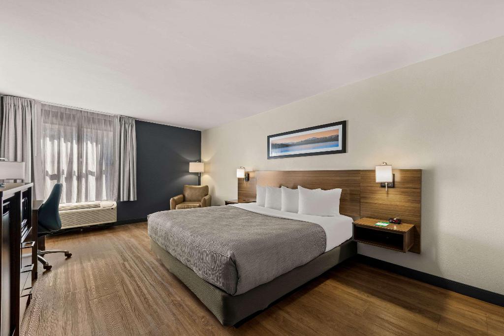 Quality Inn & Suites Matthews - Charlotte