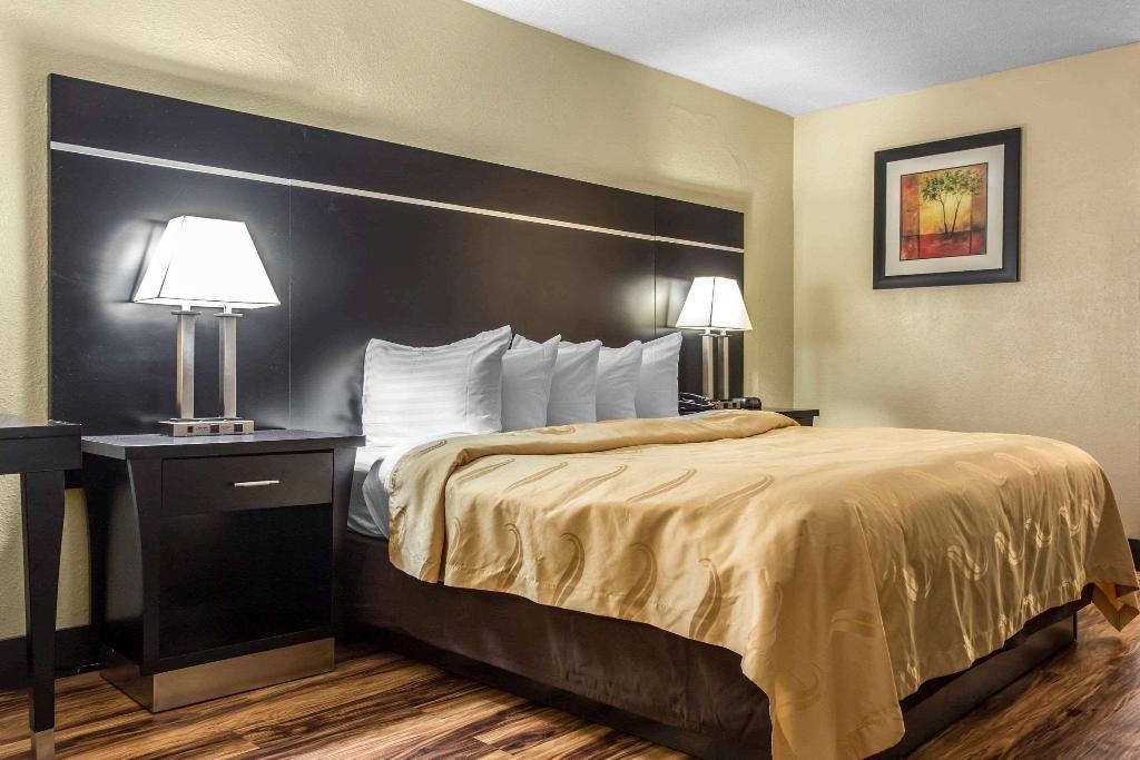 Quality Inn Goose Creek