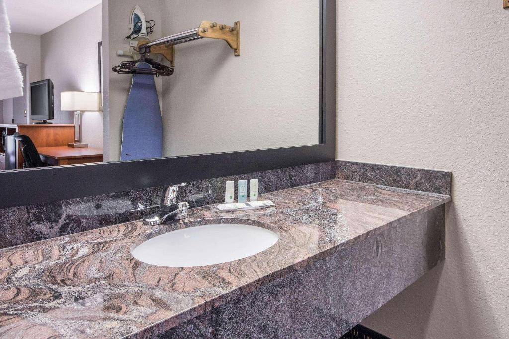 Quality Inn Dandridge