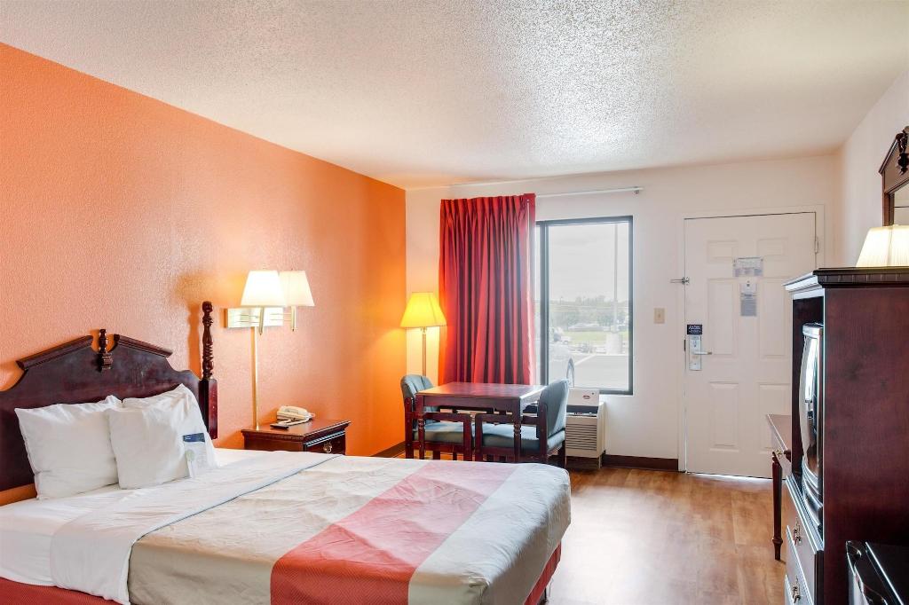 Motel 6