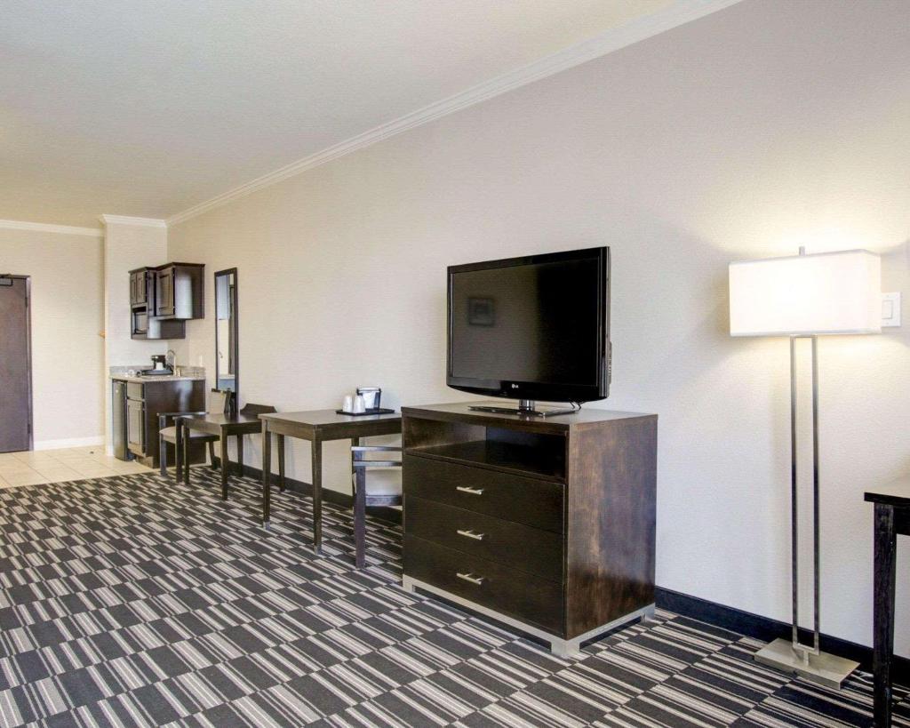 Quality Inn & Suites Bryan-College Station