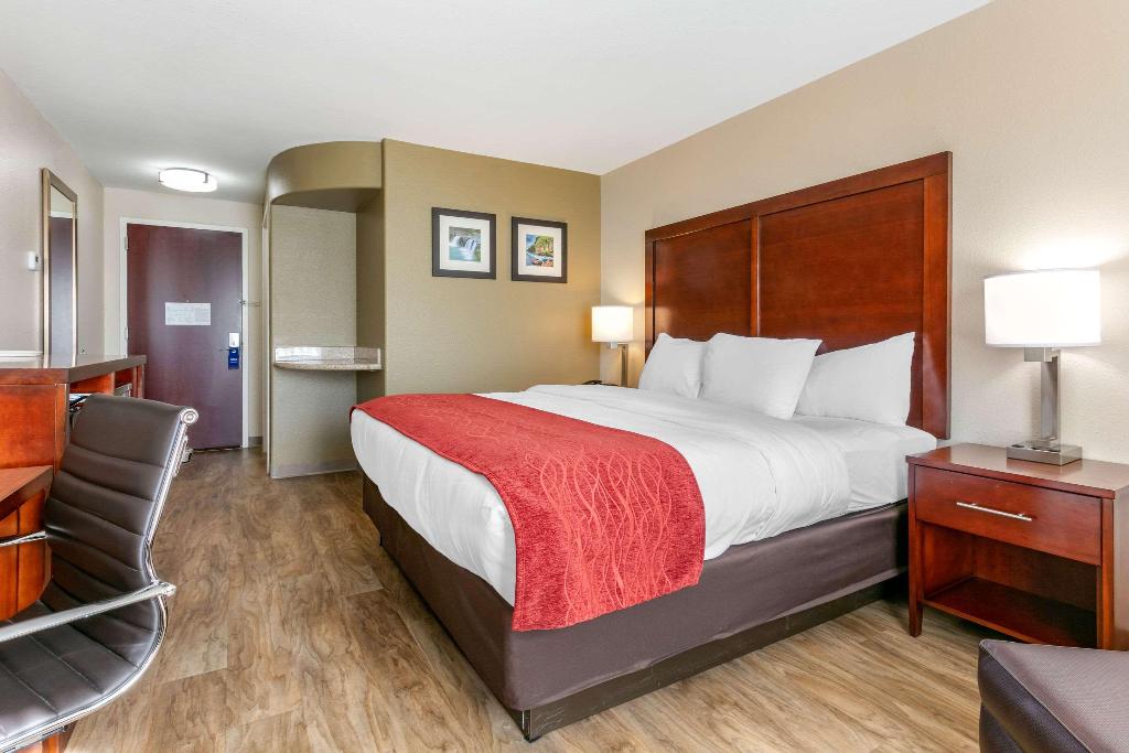 Comfort Inn & Suites Van Buren - Fort Smith