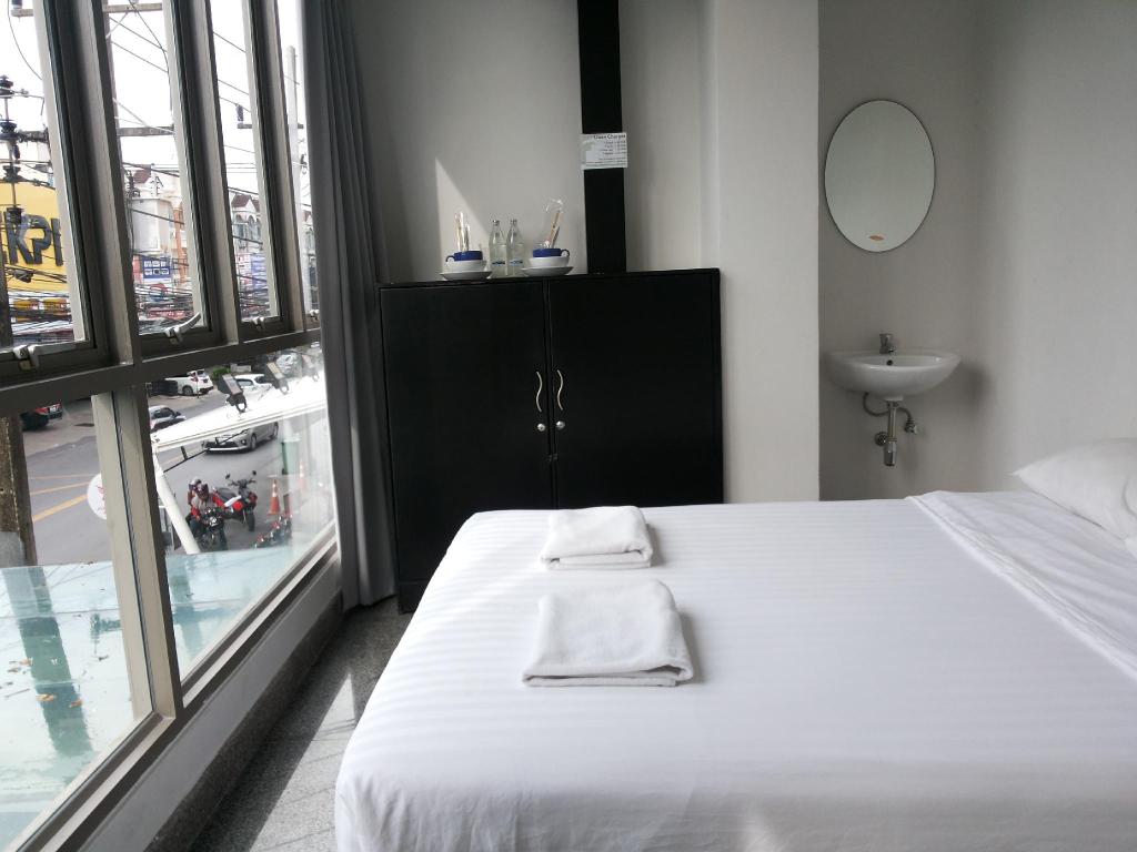 Sino Inn Phuket SHA Extra Plus