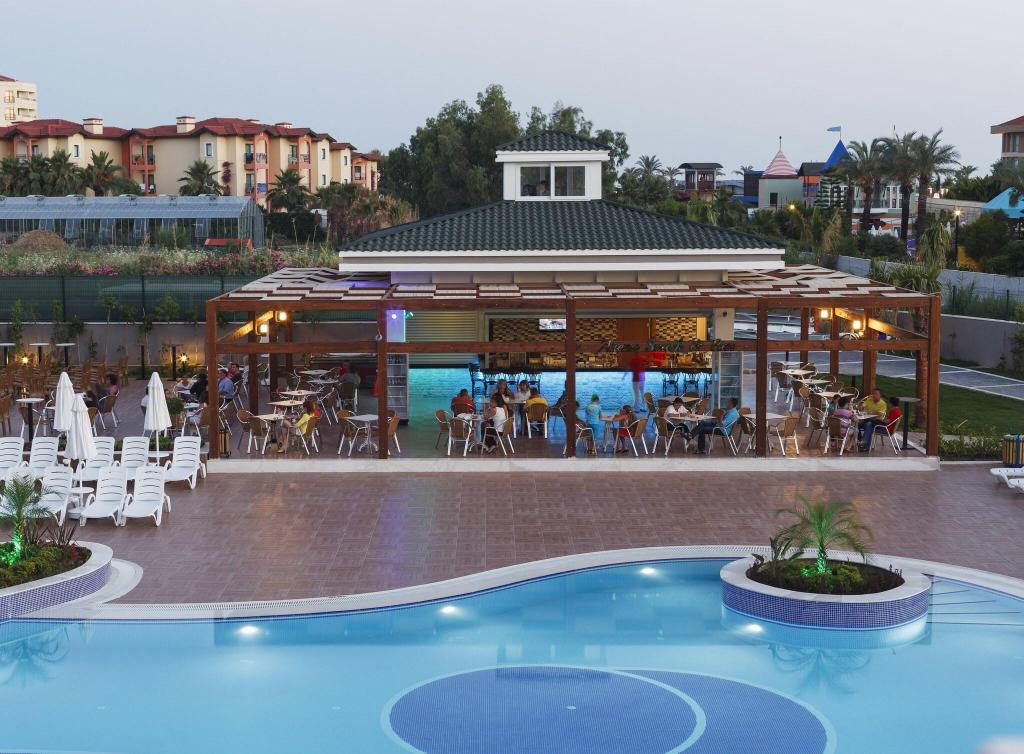 Luna Blanca Resort 5*