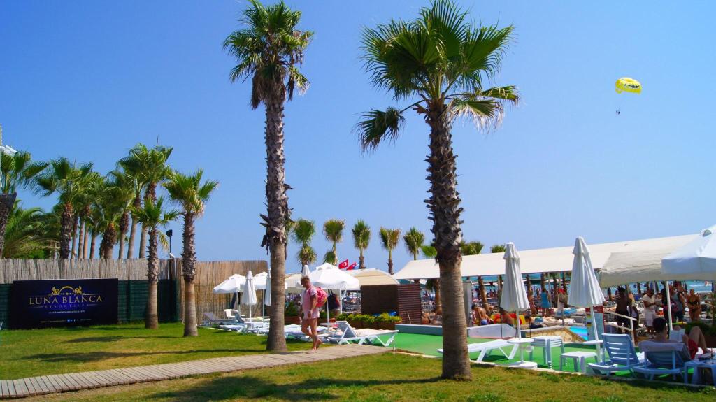 Luna Blanca Resort 5*