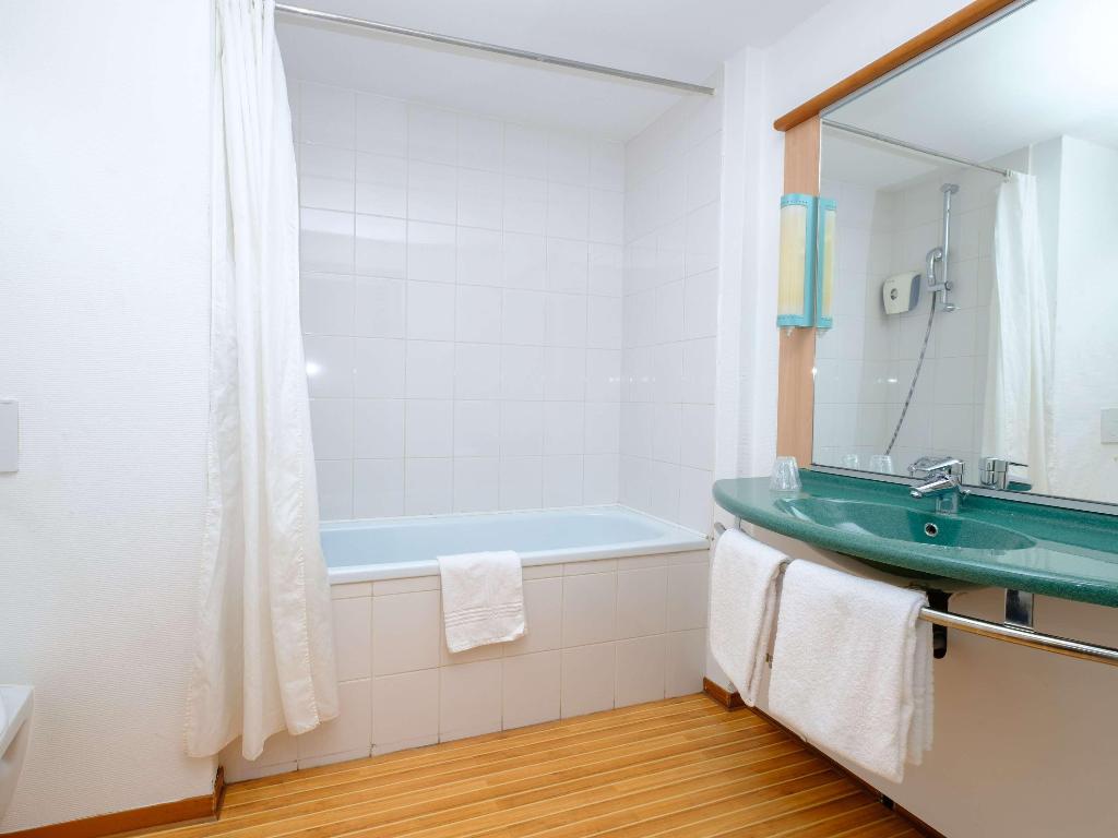 B&B Hotel Mons Gare