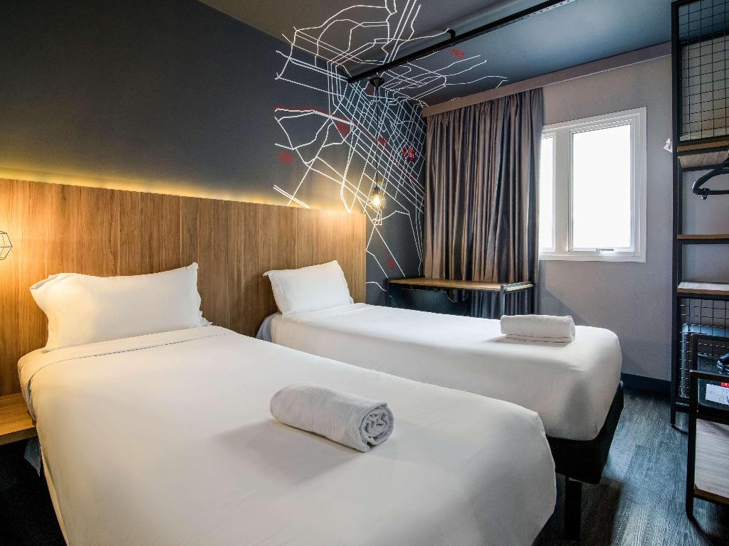 Ibis Curitiba Batel