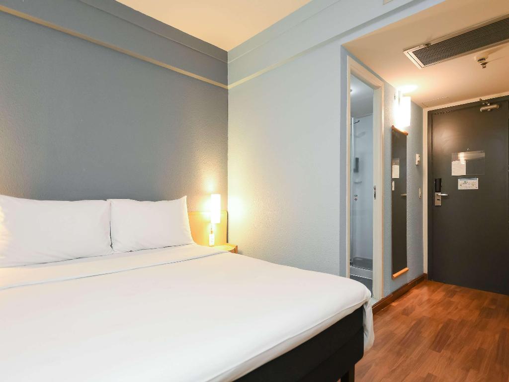 hotel-thumb