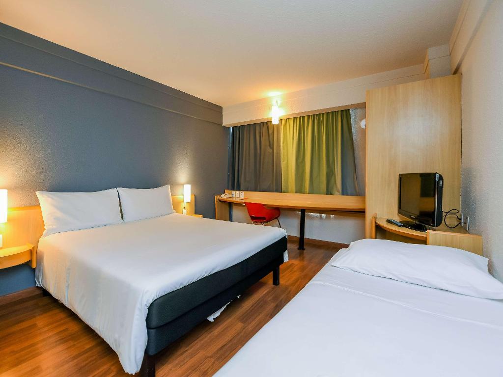 hotel-thumb