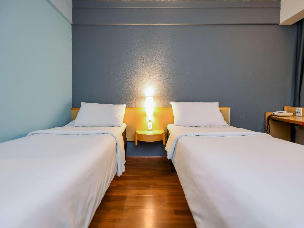 hotel-thumb