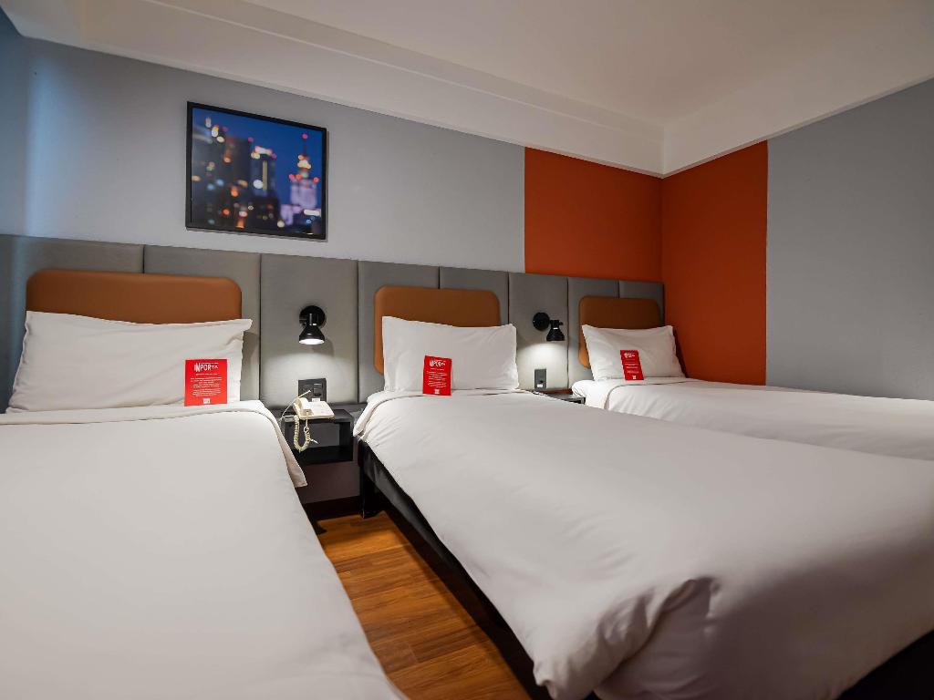 hotel-thumb