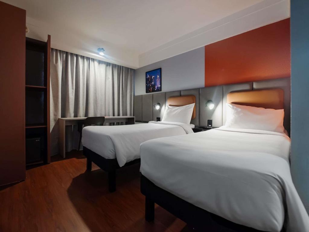 hotel-thumb