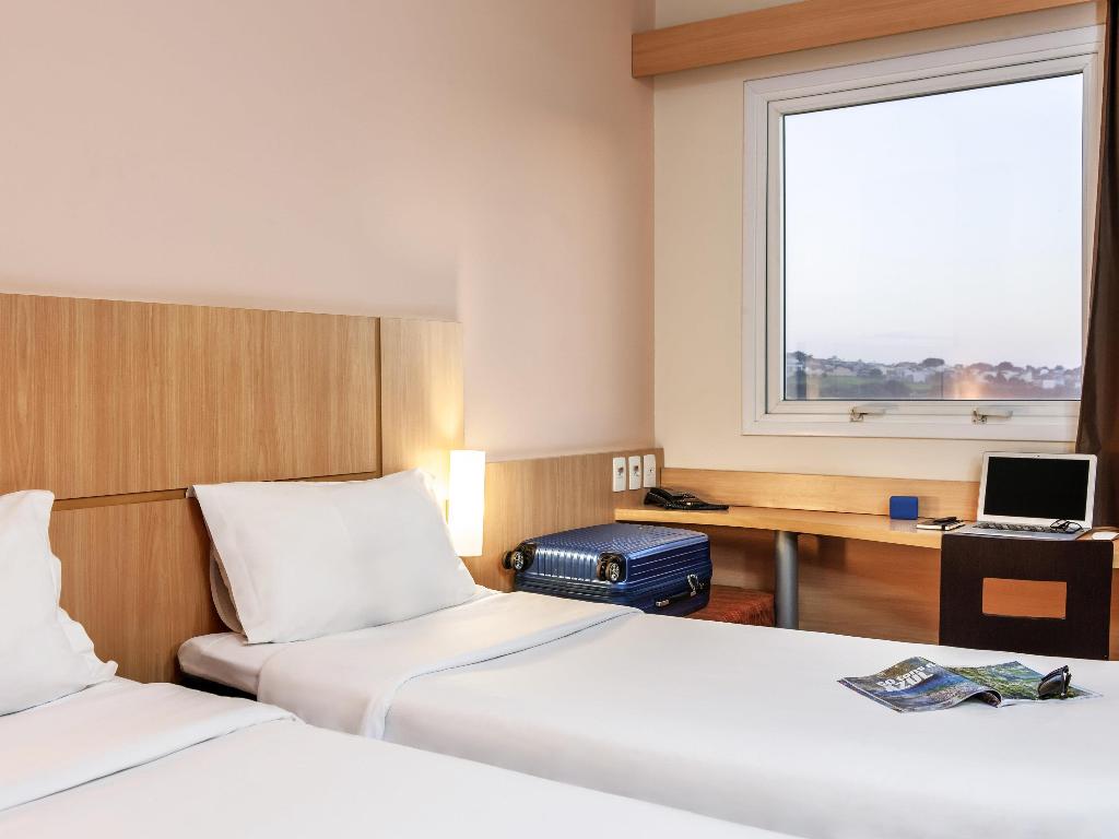 hotel-thumb