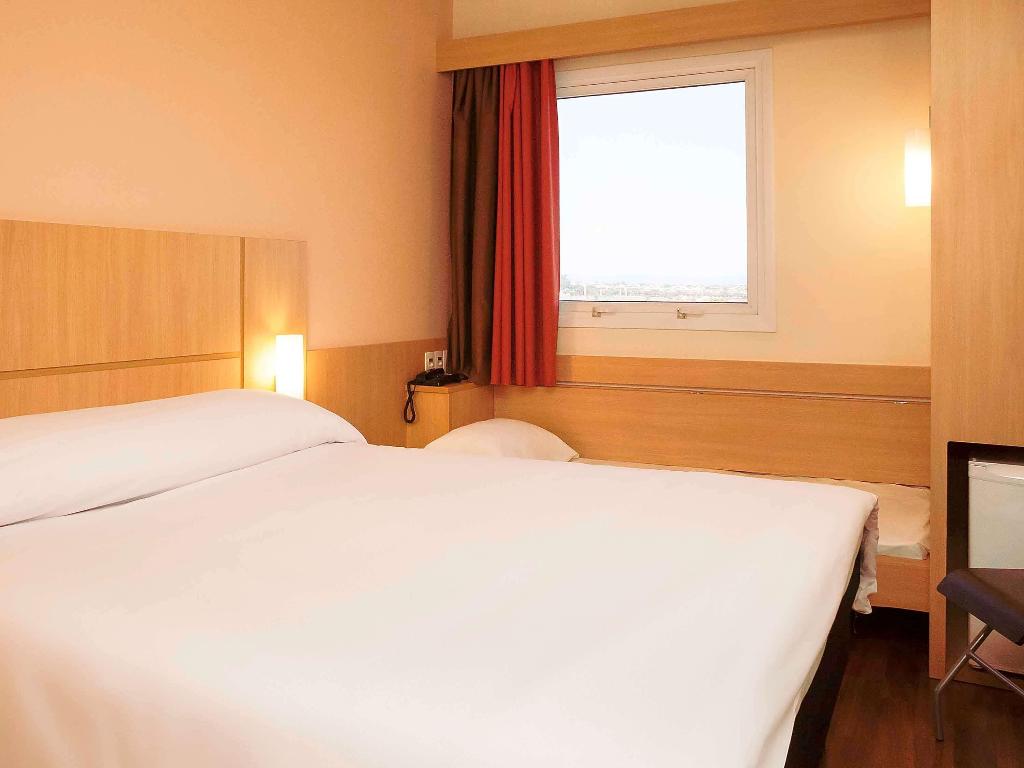hotel-thumb