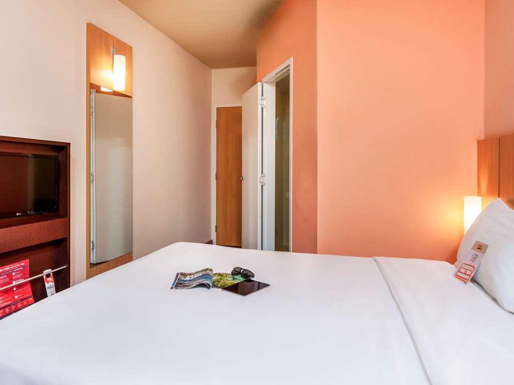 hotel-thumb