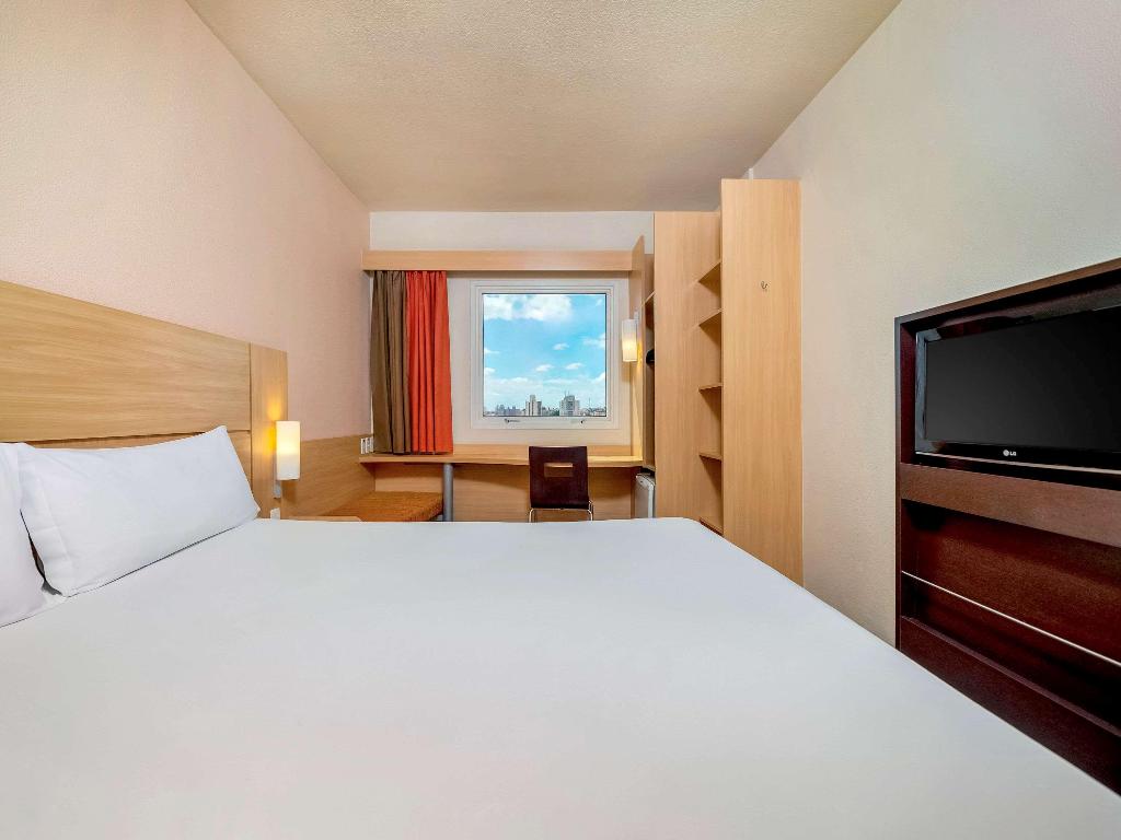 hotel-thumb