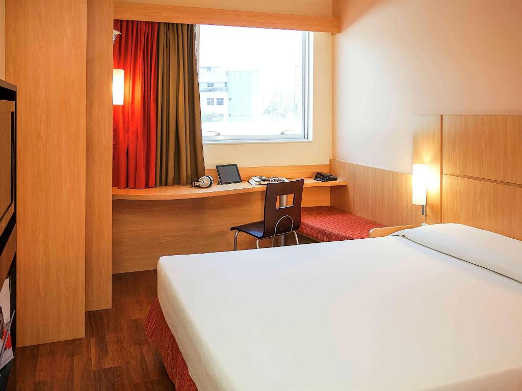 ibis Vitoria Praia de Camburi
