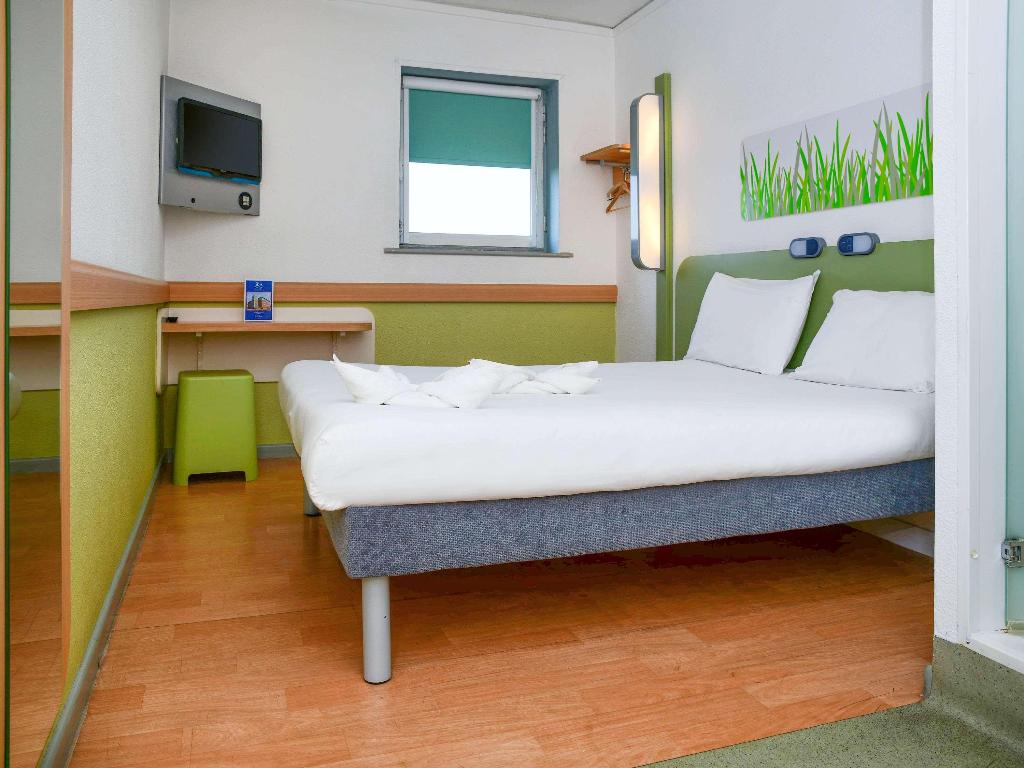 ibis budget Lons le Saunier
