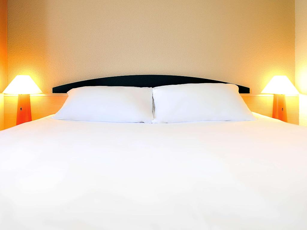 ibis Autun