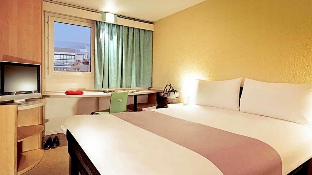 ibis Dieppe Val Druel