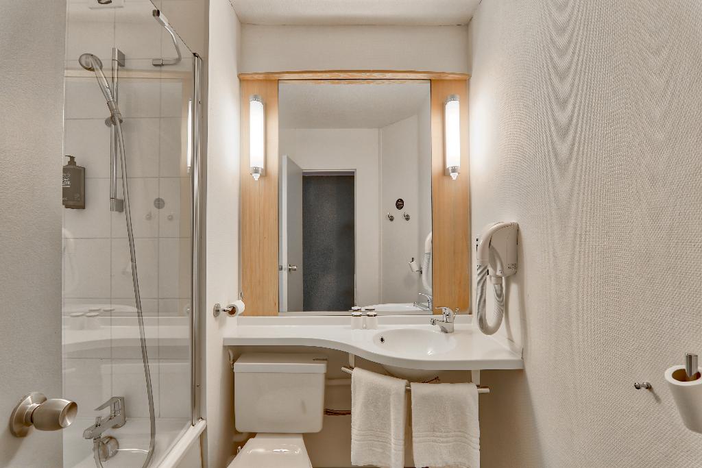 B&B HOTEL Montluçon Centre
