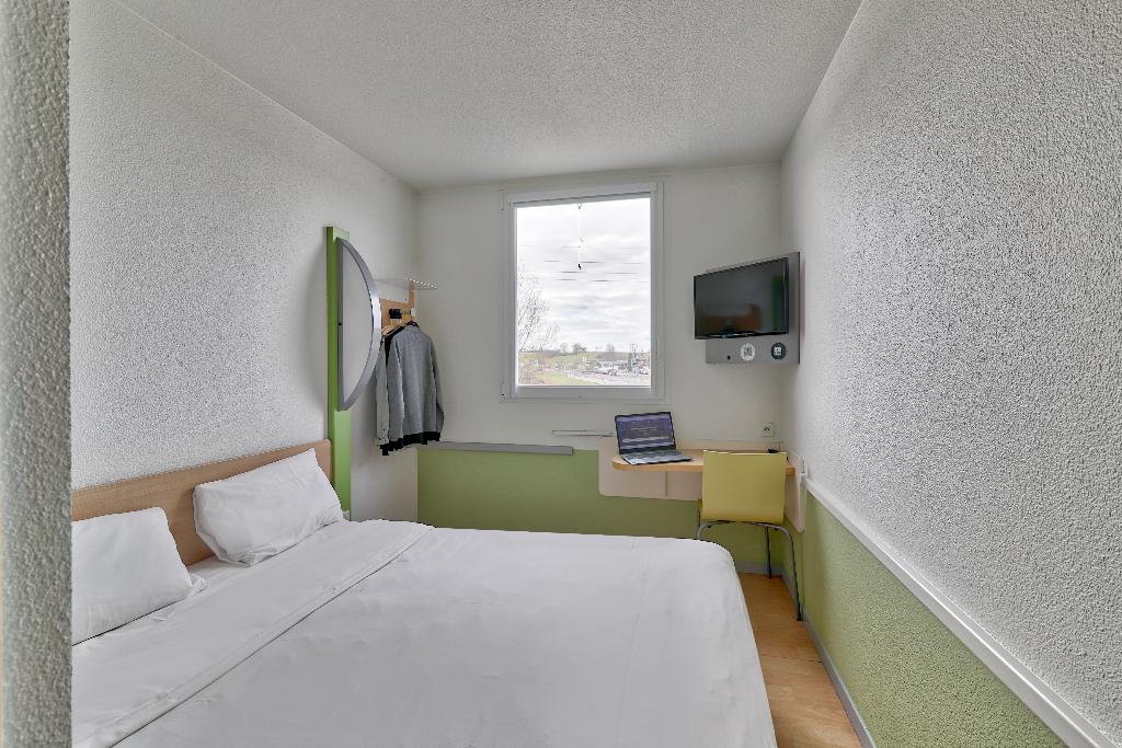 B&B HOTEL Montluçon Saint-Victor