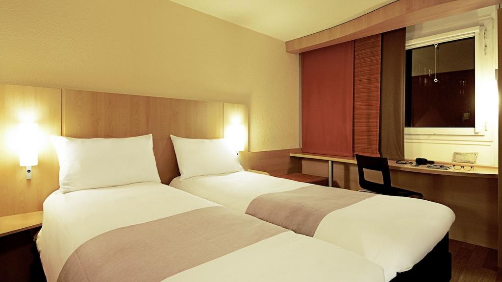 ibis Nantes Centre Tour Bretagne