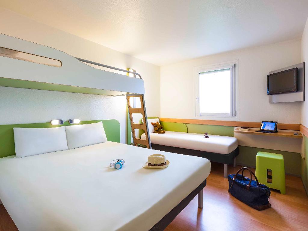ibis budget Pontault Combault Marne la Vallee