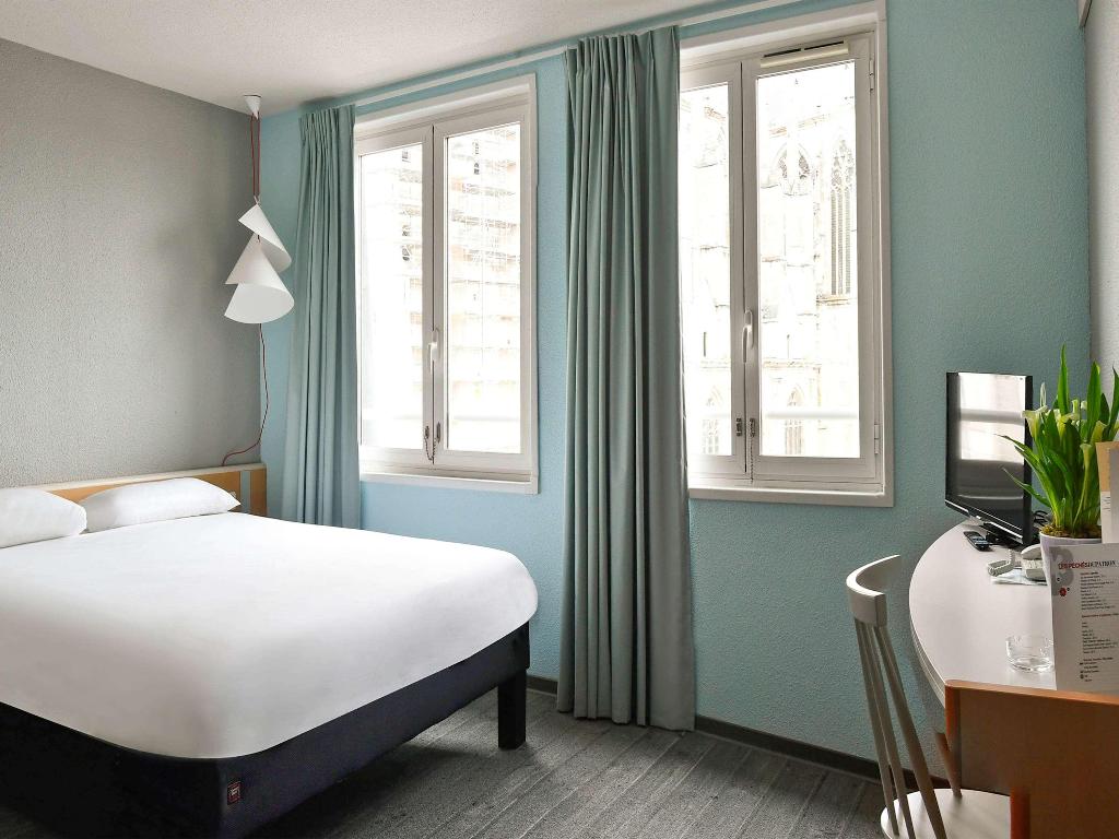 ibis Saint-Quentin Basilique