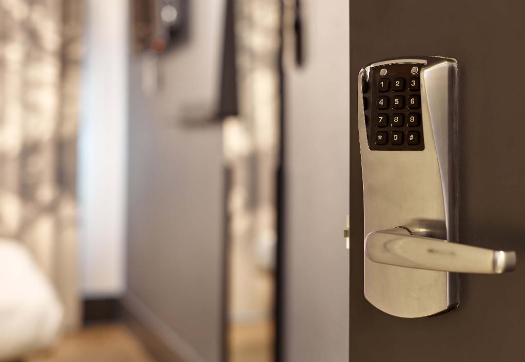 B&B HOTEL Maubeuge Gare