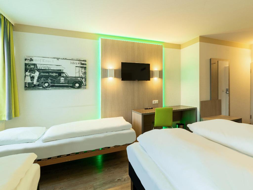 hotel-thumb