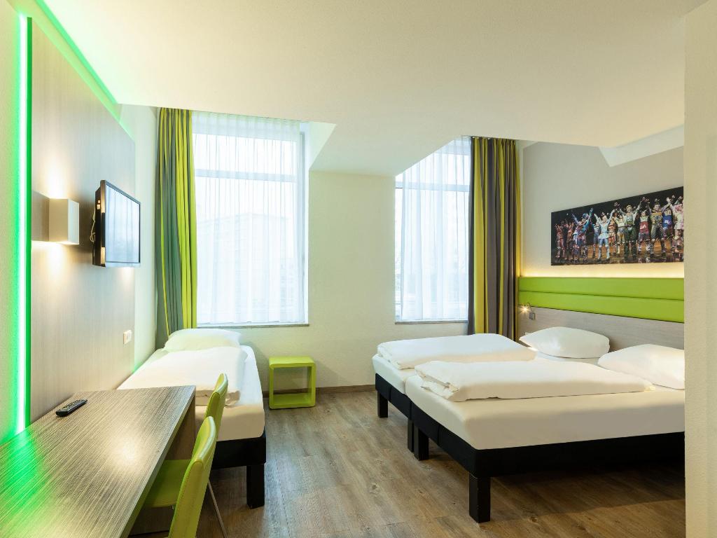 hotel-thumb