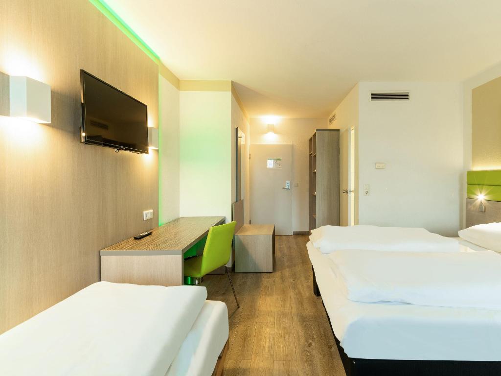 hotel-thumb