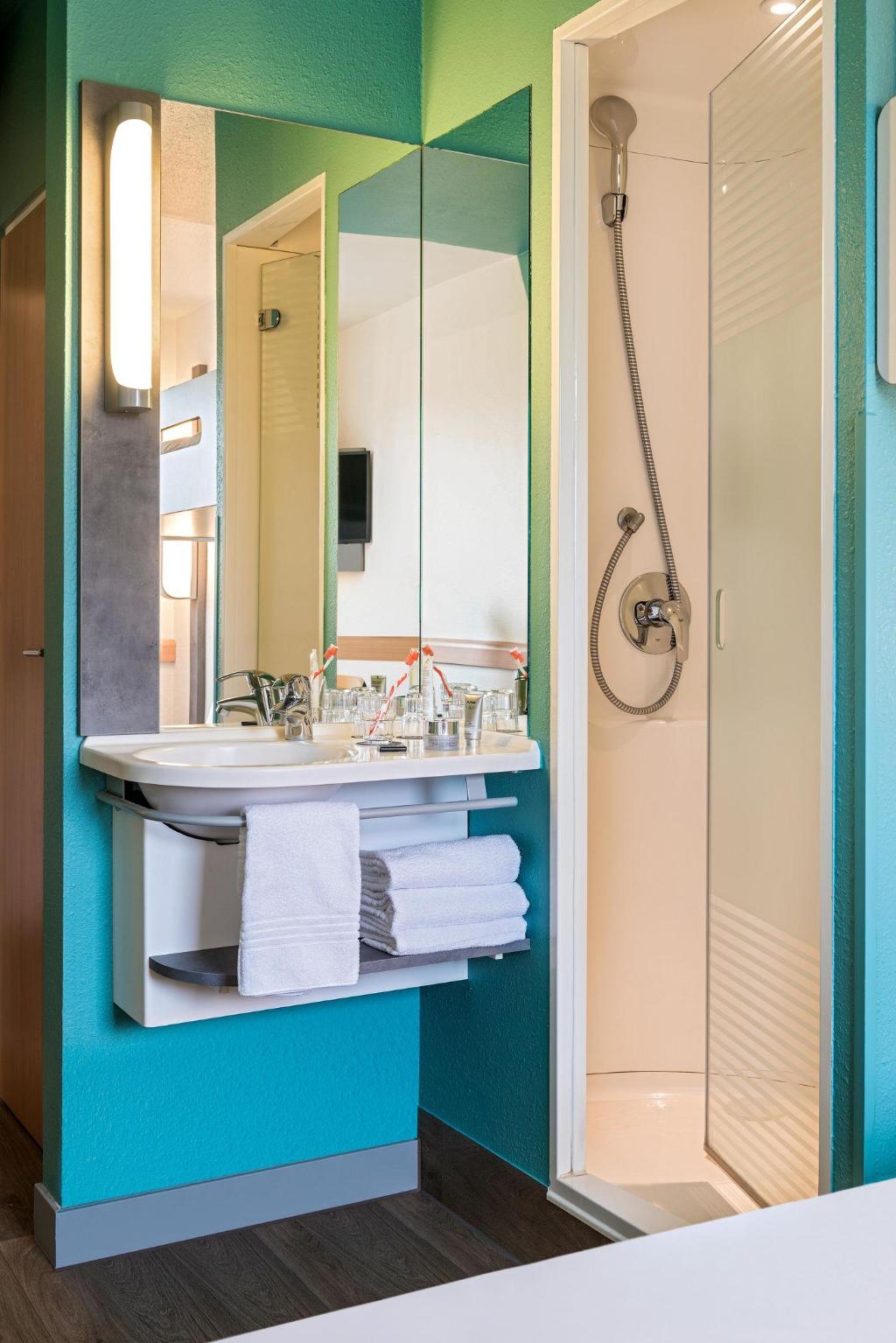 B&B HOTEL Regensburg Ost