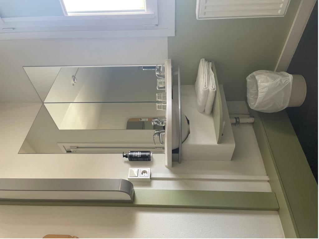B&B HOTEL Rostock-Broderstorf